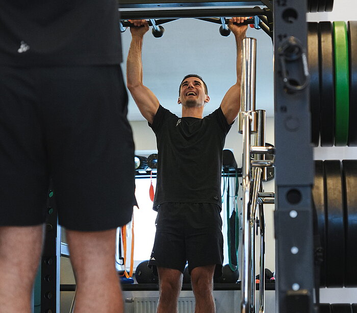 AGON | Physiotherapie, Training & Orthopädie in Sterzing AGON | Physiotherapie, Training & Orthopädie in Sterzing